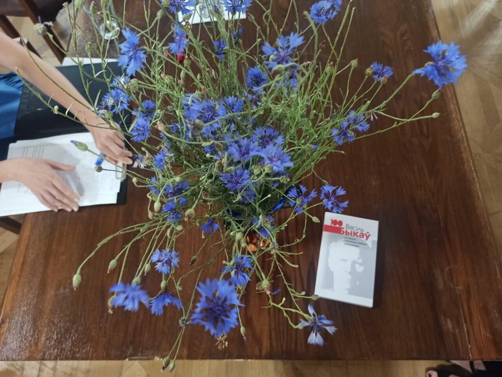 «Эўрапейскі пісьменьнік ХХ стагодзьдзя». У Празе адкрылі выставу, прысьвечаную Васілю Быкаву