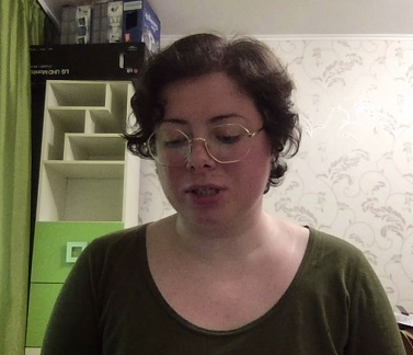 «Словы мацней»: журналістка Наста Захарэвіч чытае верш Сяргея Фаміна