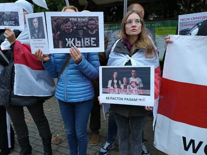 Акцыя ў падтрымку рэпрэсаванага гурта Tor Band прайшла ў Беластоку