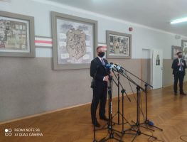 Анджэй Дуда сустракаецца з беларусамі Падляшша  