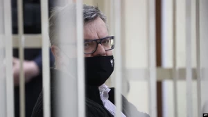 Судзяць Бабарыку і фігурантаў справы «Белгазпрамбанку». Незалежныя СМІ не пусьцілі