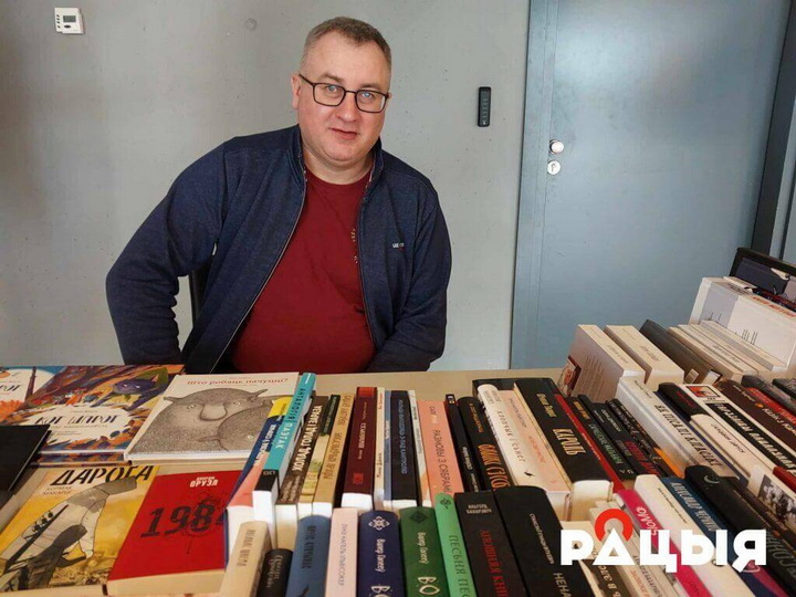 Андрэй Янушкевіч: Выдаём універсальную і перакладную літаратуру