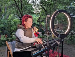 Ана Мацкевіч: Наша грамадства толькі цяпер прачынаецца    