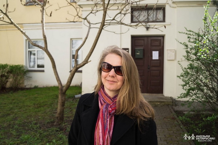 Рэжысёрка вулічнага тэатра «Вір» Ганна Карчэўская: Наша канцэпцыя і ў эміграцыі нязменная — усе імпрэзы звязаныя з Беларуссю