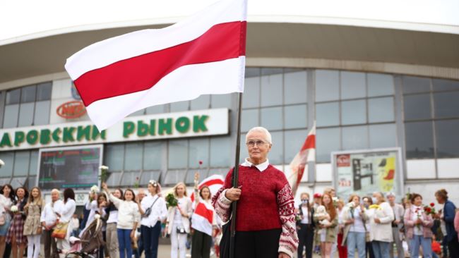 «Чалавек Свабоды» Ніна Багінская: «Веру ў зьмену ўлады летам» 