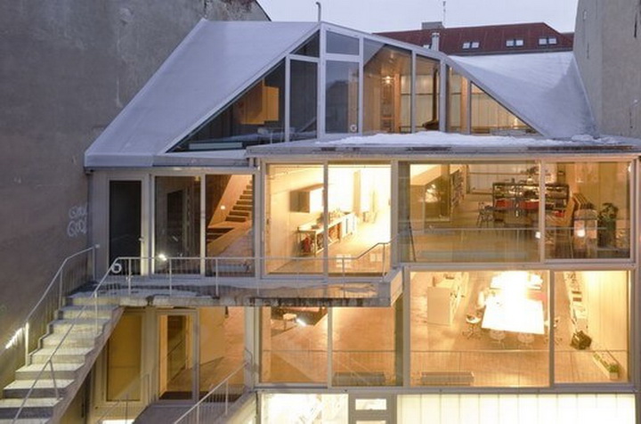 Берлін. «Галасы з ніадкуль» 