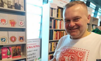Звароту ад электронных кніг да папяровых паспрыяла эміграцыя беларусаў пасьля 2020-га. Kamunikat.org адзначае 25-гадовы юбілей